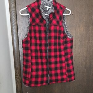 Maurice's Plaid Red and Black Women's Vest